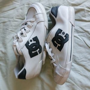 DC Shoes Men Size 9